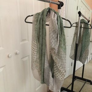 Muti colored infinity scarf